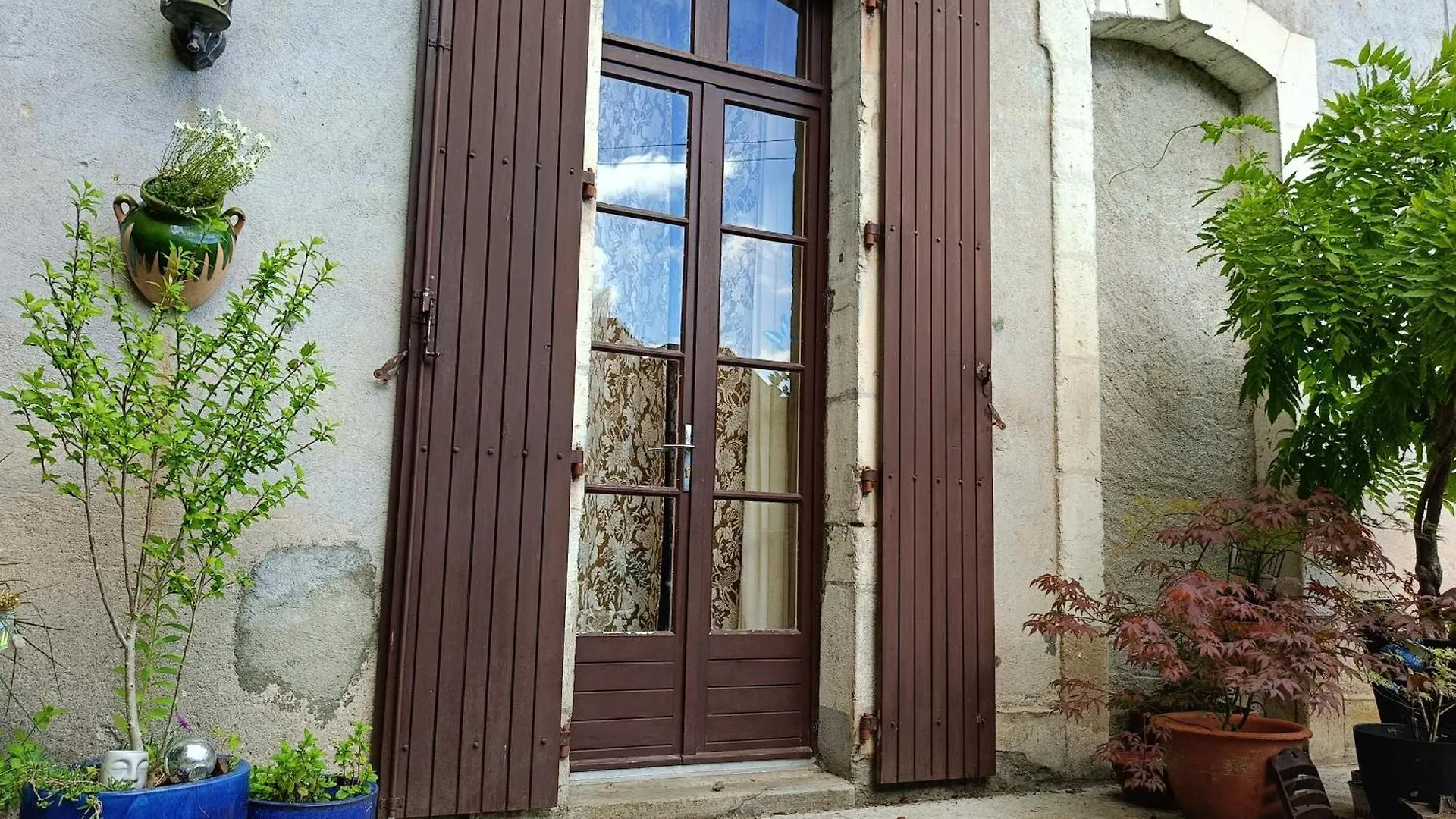 La Maison Des Artistes Laguépie